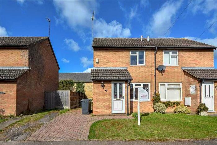 2 Bedroom Semi-Detached House To Rent In Alington Close, Finedon, NN9