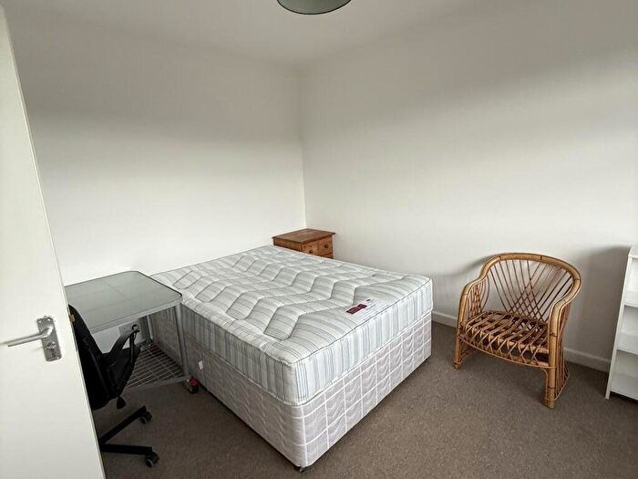 5 Bedroom House To Rent In Aldrin Road, Exeter, EX4