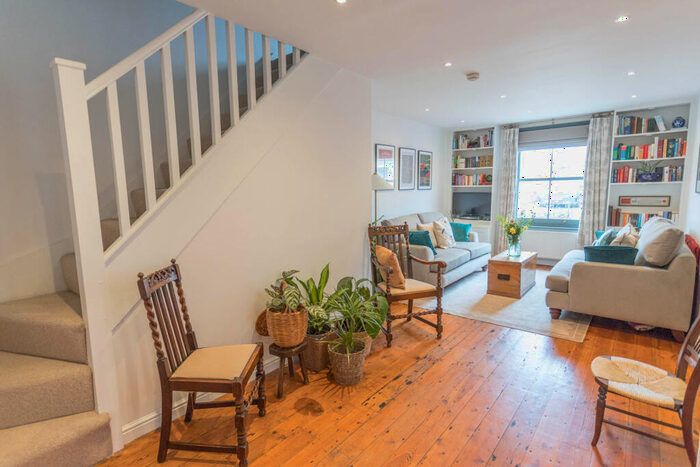 2 Bedroom Semi-Detached House For Sale In Brock Hill, Warfield, Berkshire, RG42
