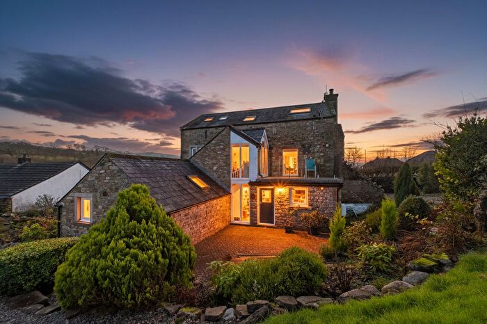 2 Bedroom Barn Conversion For Sale In Beck Green, Distington, CA14