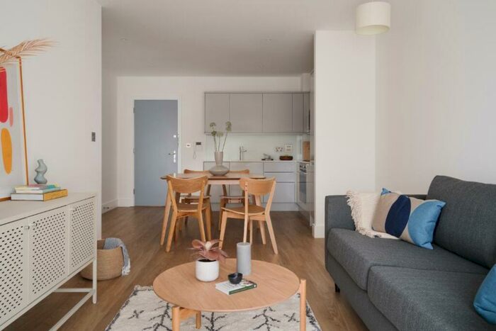 1 Bedroom Flat To Rent In Soho Wharf, Hopper Street, B18