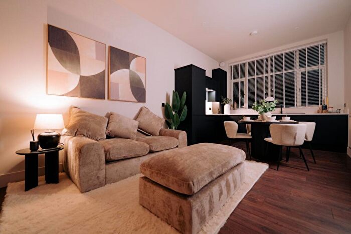 1 Bedroom Apartment For Sale In Spindle Close, Hawkinge, Folkestone, Kent, CT18