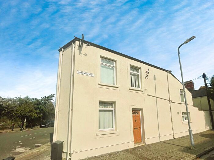 3 Bedroom Property To Rent In Wedmore Road, Cardiff, CF11