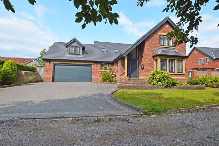 5 Bedroom Detached House For Sale In Breck Road, Poulton-Le-Fylde, FY6