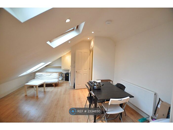 1 Bedroom Flat To Rent In East End Road, London, N2