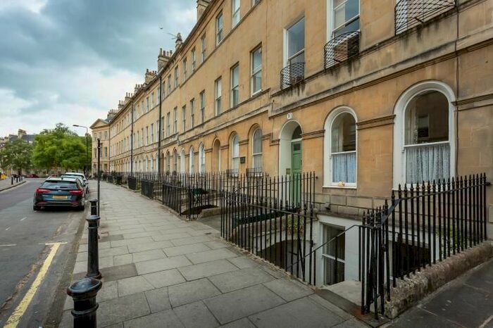 1 Bedroom Flat To Rent In Henrietta Street, Bath BA2