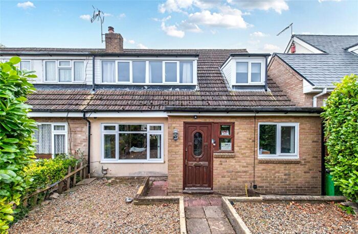 4 Bedroom Semi-Detached House For Sale In Rushdean Road, Rochester, Kent, ME2
