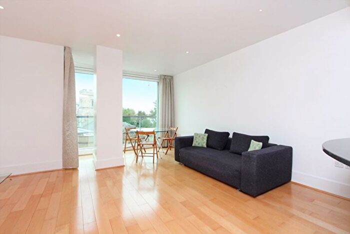 2 Bedroom Flat For Sale In Brewhouse Lane, London, SW15