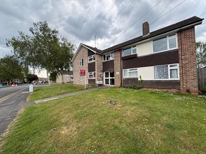 1 Bedroom Flat To Rent In Drayton Avenue, Stratford-upon-Avon, CV37