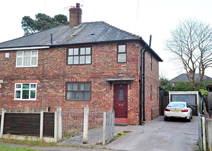 3 Bedroom Semi-Detached House For Sale In Marlborough Road, Irlam, M44