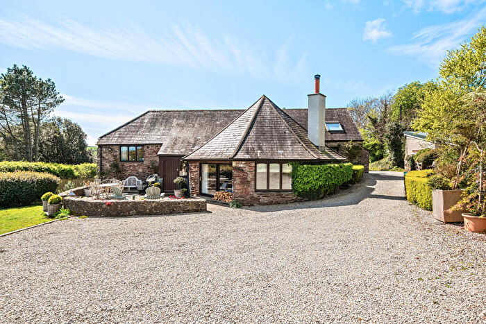 5 Bedroom Semi-Detached House For Sale In Parsonage Road, Newton Ferrers, Plymouth, Devon, PL8