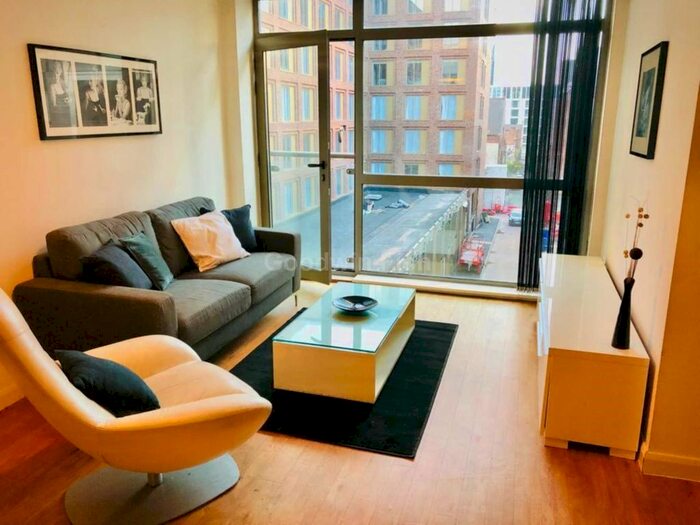 1 Bedroom Flat To Rent In The Red Building Ludgate Hill, Manchester, M4