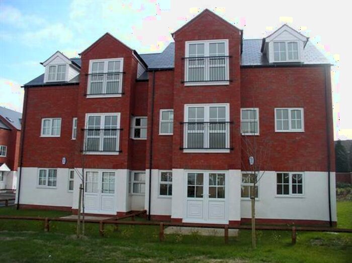 2 Bedroom Apartment To Rent In Waterloo Court, S45