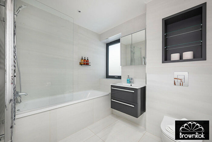 2 Bedroom Apartment To Rent In The Hyde, London, NW9