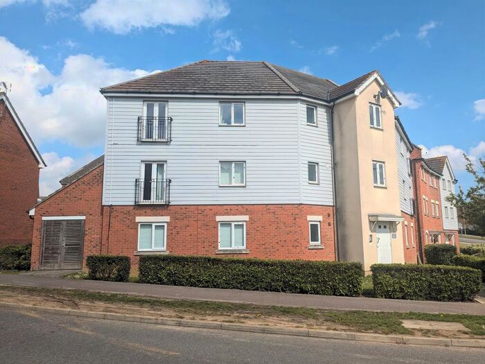 2 Bedroom Flat For Sale In Phoenix Way, Stowmarket, IP14