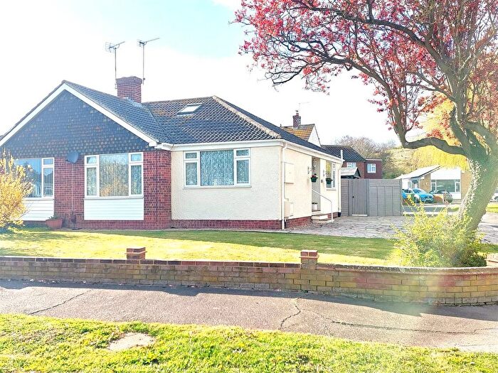 2 Bedroom Bungalow For Sale In Shepherds Walk, Hythe, CT21