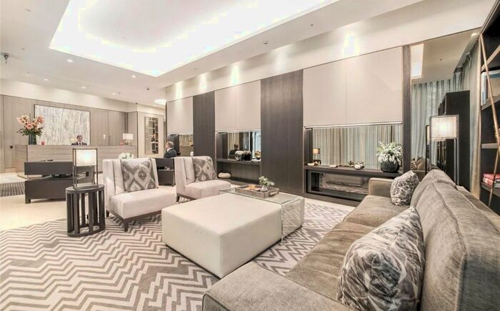 3 Bedroom Flat To Rent In Kings Gate Walk, London, SW1E