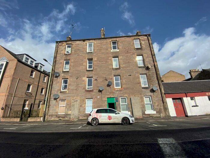 2 Bedroom Flat To Rent In South William Street, Perth, PH2