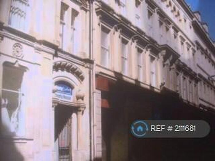 2 Bedroom Flat To Rent In Canada Court, Glasgow, G1