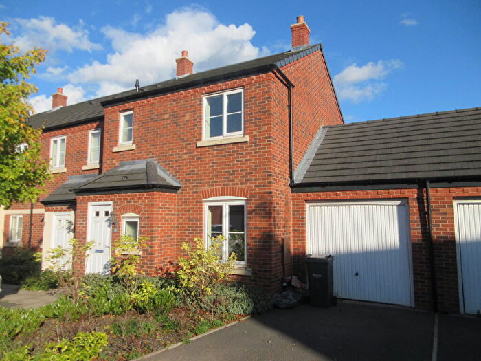 3 Bedroom Semi Detached House To Rent In Kilderkin Court, Smethwick, B66