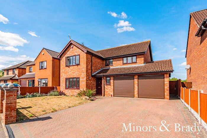 4 Bedroom Detached House To Rent In Fletcher Way, Acle, NR13