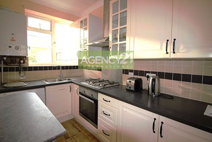 3 Bedroom Terraced House For Sale In Bath Road, Forest Gate, E7
