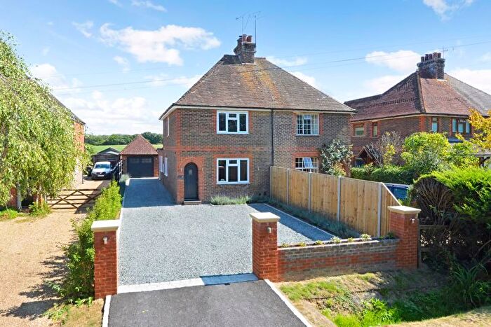 3 Bedroom Semi-Detached House For Sale In Horsham Road, Ellens Green, RH12