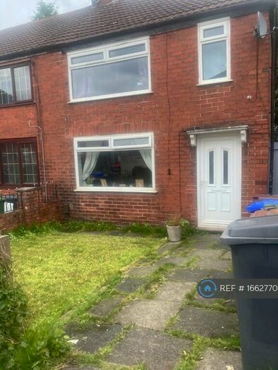 2 Bedroom End Of Terrace House To Rent In Lyme Grove, Droylsden, Manchester, M43