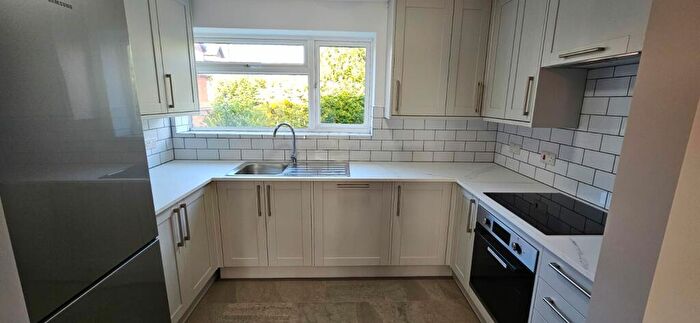 2 Bedroom Apartment To Rent In Milton Road, Harpenden, AL5