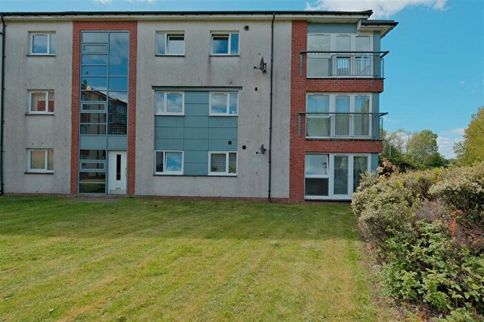 2 Bedroom Apartment For Sale In Miller Street, Clydebank, G81
