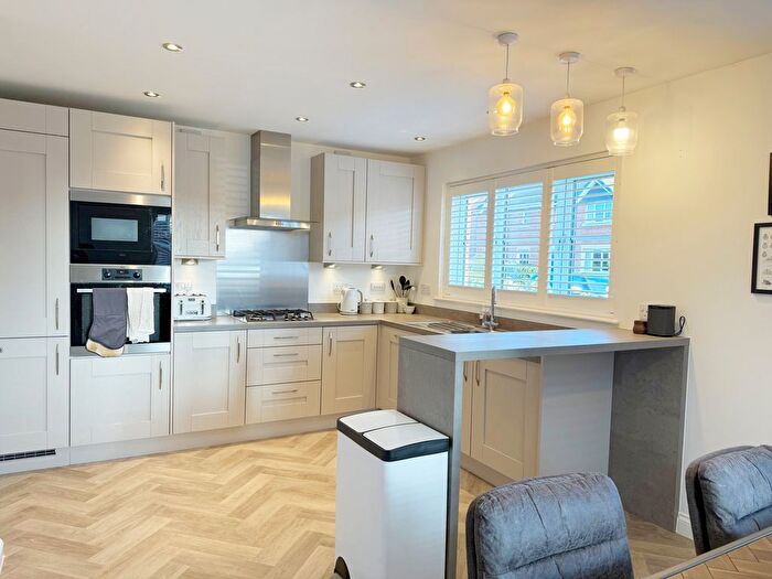4 Bedroom Detached House For Sale In Nave Close, Warton, PR4