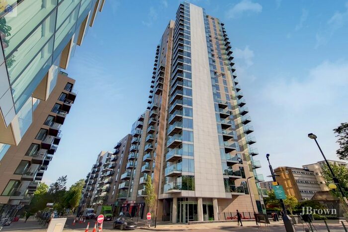 1 Bedroom Flat To Rent In Residence Tower, Woodberry Grove, London, N4