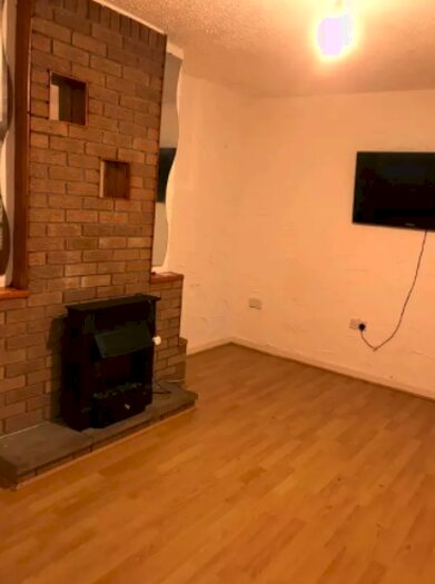 3 Bedroom Flat To Rent In Gillies Street, Newcastle Upon Tyne, NE6