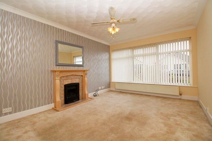 2 Bedroom Bungalow For Sale In Ffordd Cae Glas, Rhuddlan, Denbighshire, LL18