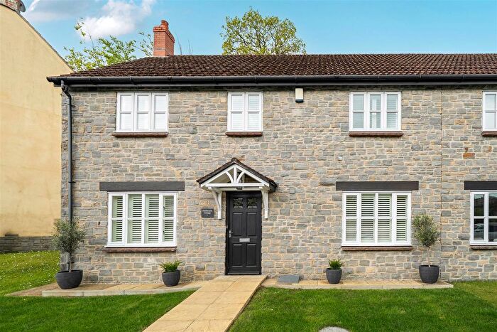 4 Bedroom Semi Detached House For Sale In Tunnel Road, Beaminster, Dorset, DT8