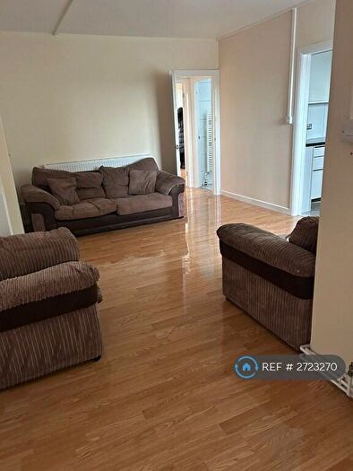2 Bedroom Flat To Rent In Birstall, Leicester, LE4
