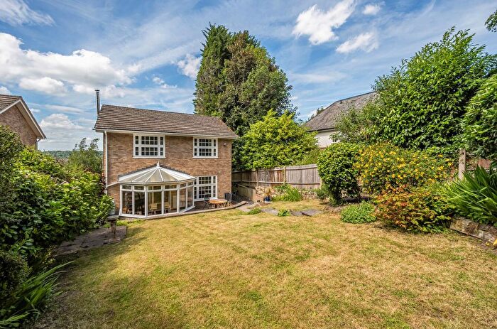4 Bedroom Detached House For Sale In Broadcroft, Tunbridge Wells, TN2