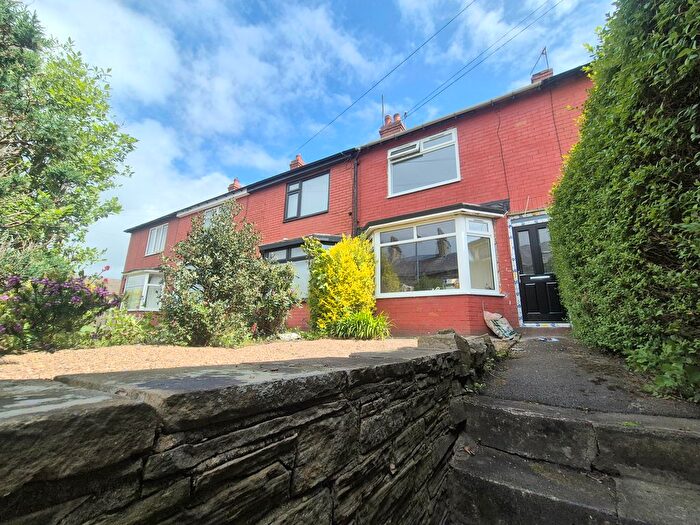 2 Bedroom Terraced House To Rent In Whitegate Road, Halifax, HX3