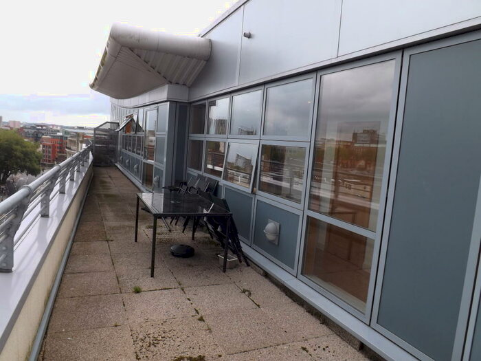 2 Bedroom Apartment To Rent In Apollo Apartments, Bristol City Centre, BS1