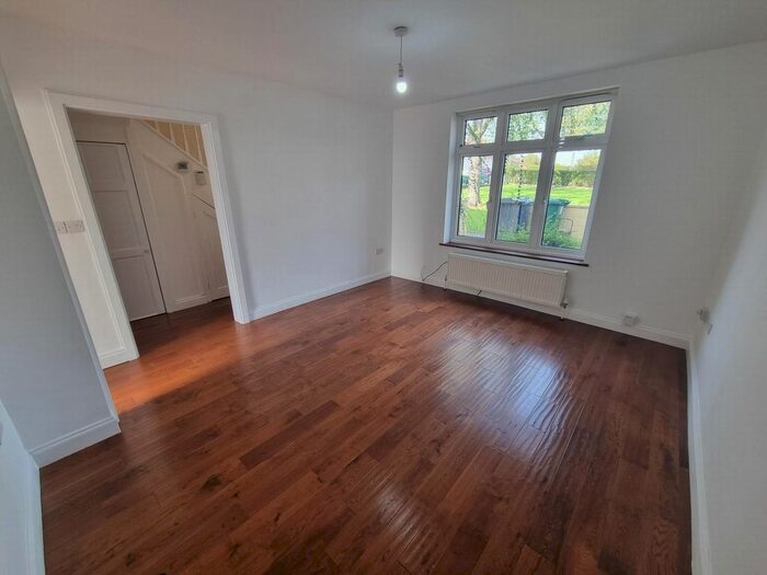3 Bedroom Terraced House To Rent In Benningholme Road, Edgware, HA8