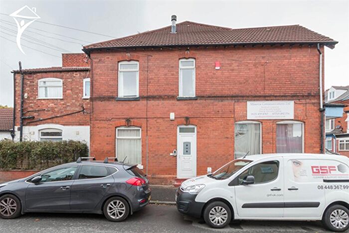 1 Bedroom Flat To Rent In Bournville Lane, Stirchley, B30