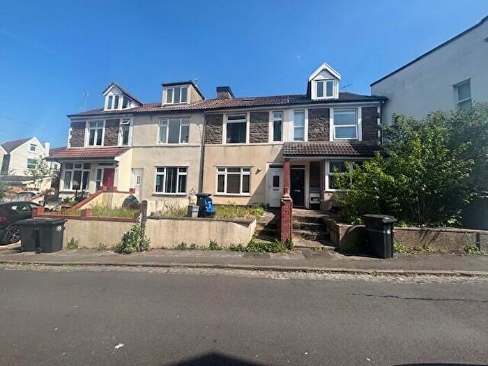 3 Bedroom House To Rent In Gloucester Street, Eatsville, Bristol, BS5