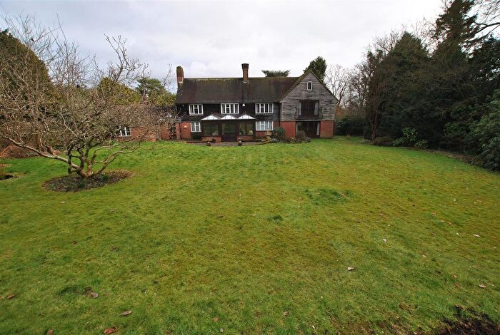 4 Bedroom Detached House For Sale In School Hill, Warnham, Horsham, RH12