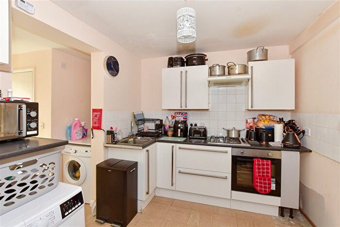 3 Bedroom Terraced House For Sale In Sancroft Avenue, Canterbury, Kent, CT2