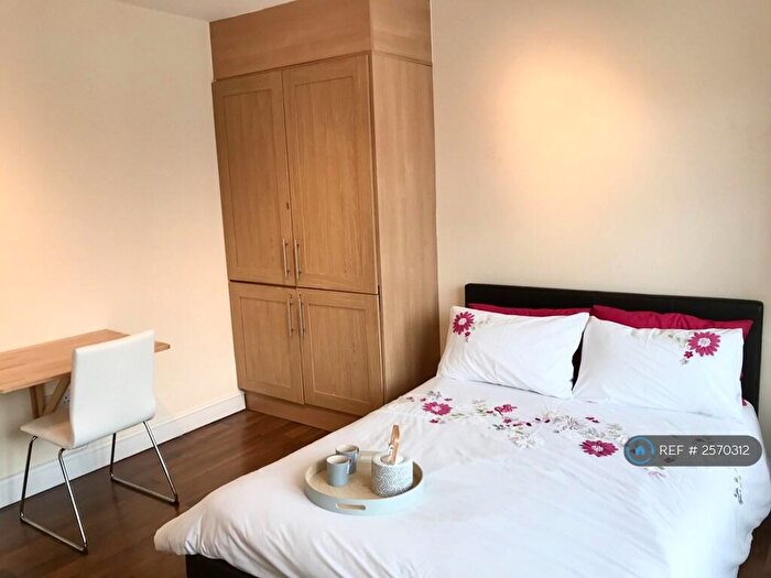 Studio To Rent In Francis Road, Harrow, HA1