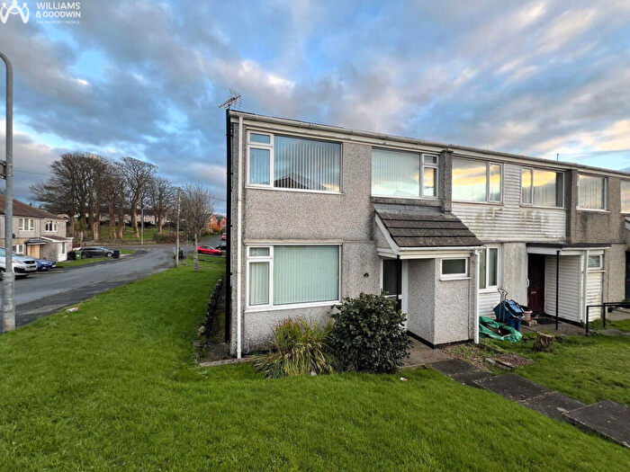 3 Bedroom End Of Terrace House For Sale In Bron Dinas, Llangefni, Anglesey, LL77