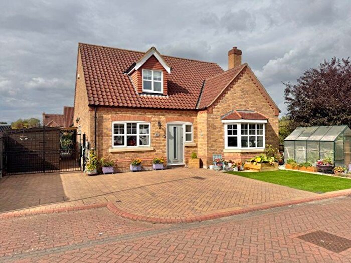 5 Bedroom Detached House For Sale In Priors Close, New Waltham, DN36