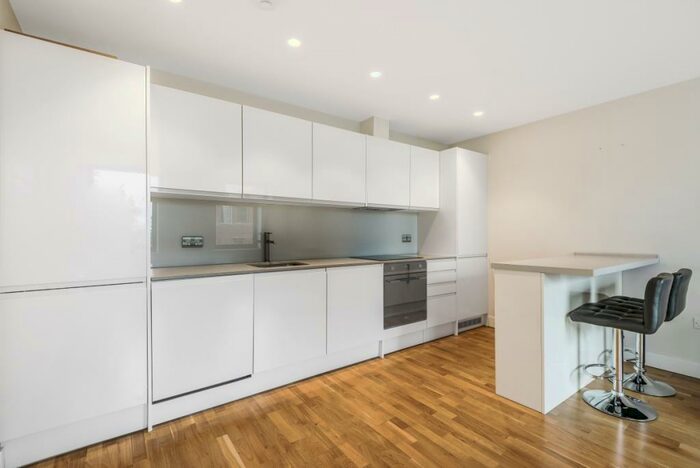 2 Bedroom Flat To Rent In Carshalton Road, Sutton, SM1