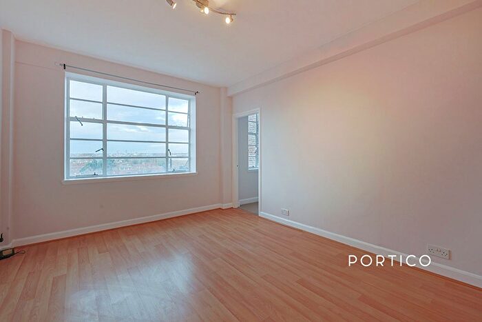 1 Bedroom Flat To Rent In Hamlet Gardens, London, W6