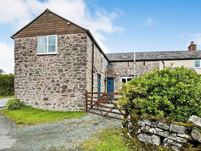 2 Bedroom Cottage For Sale In Selattyn, Oswestry, SY10